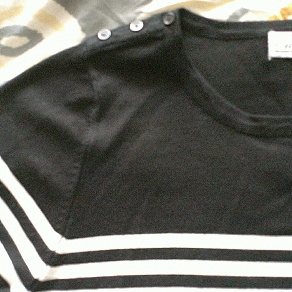 Sweater - Picture 4 of 5